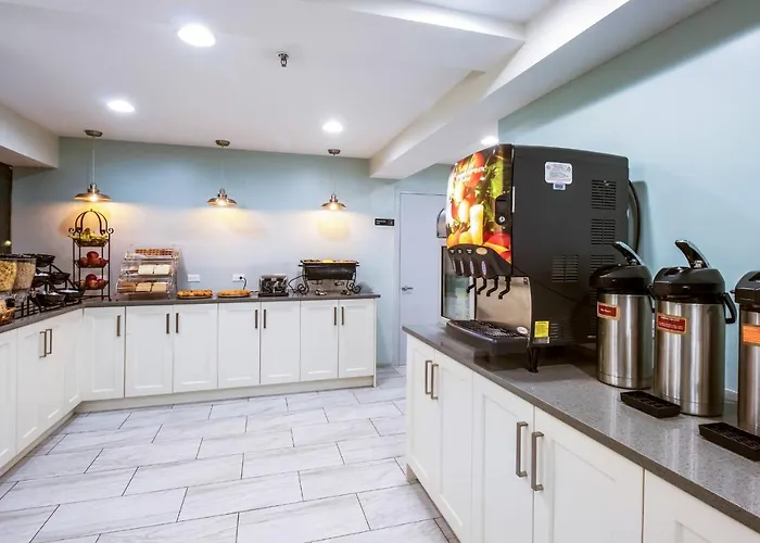 Red Lion Inn & Suites Seaside